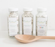 Load image into Gallery viewer, Herbal Detox Soak - Pre-order